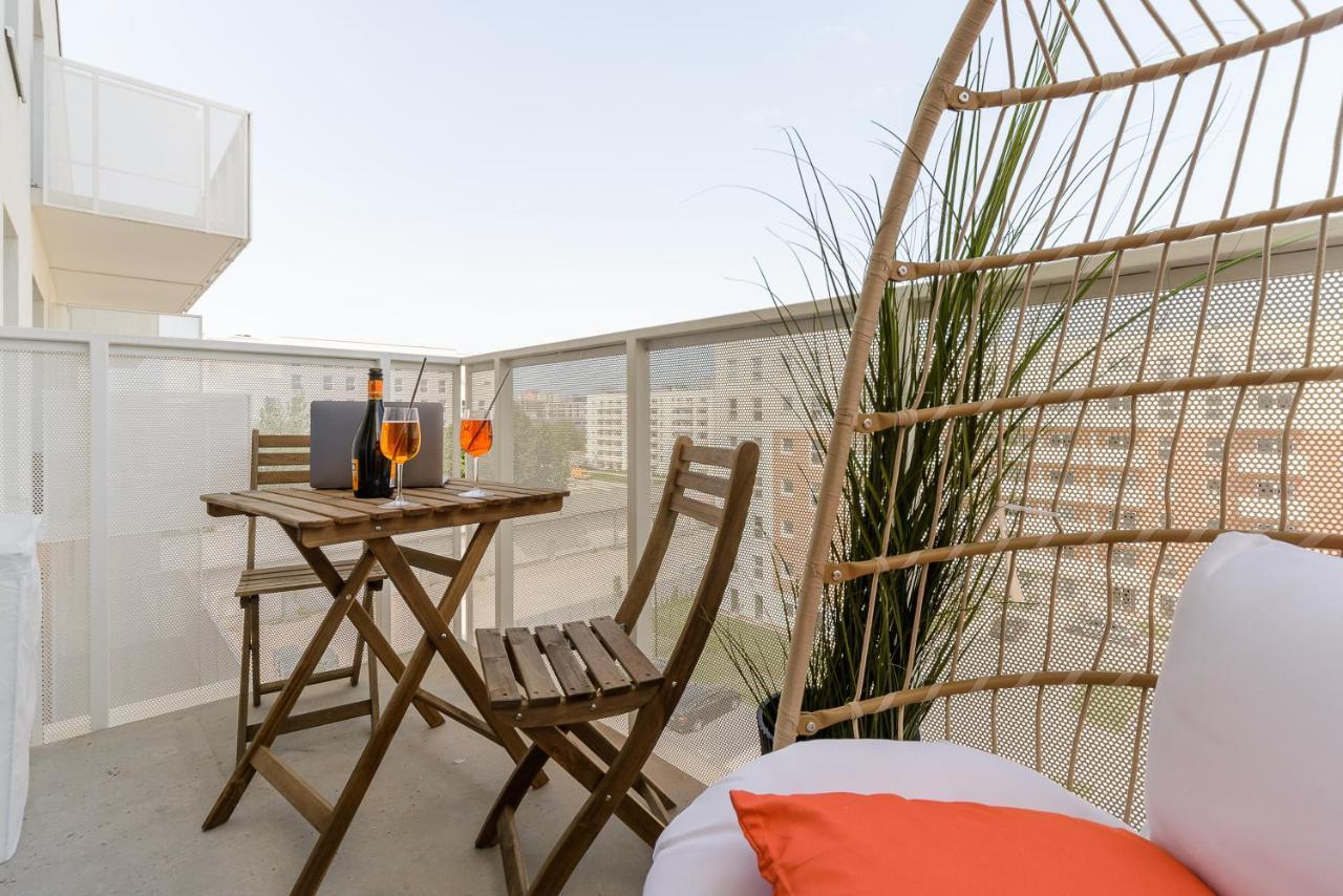 Lumina Premium Apartments With Parking 罗兹 外观 照片