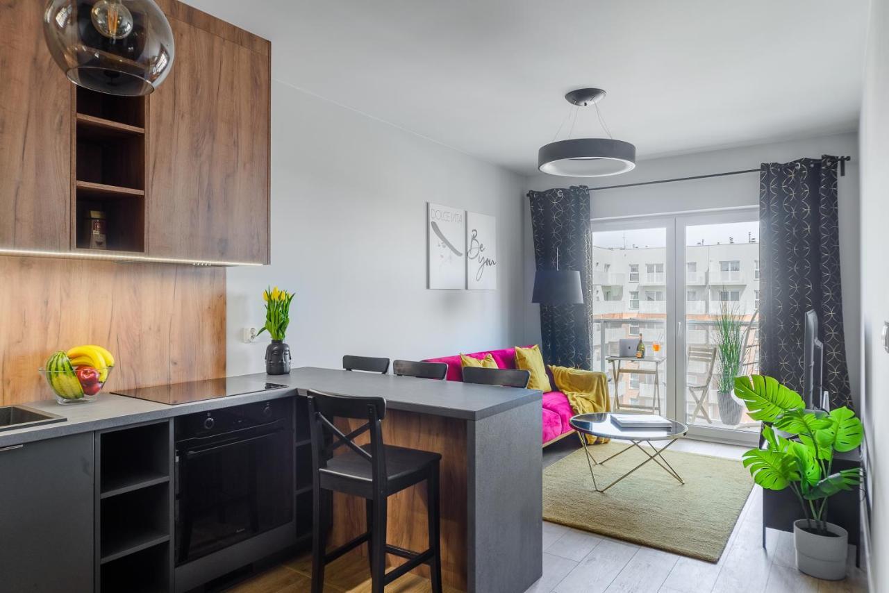 Lumina Premium Apartments With Parking 罗兹 外观 照片
