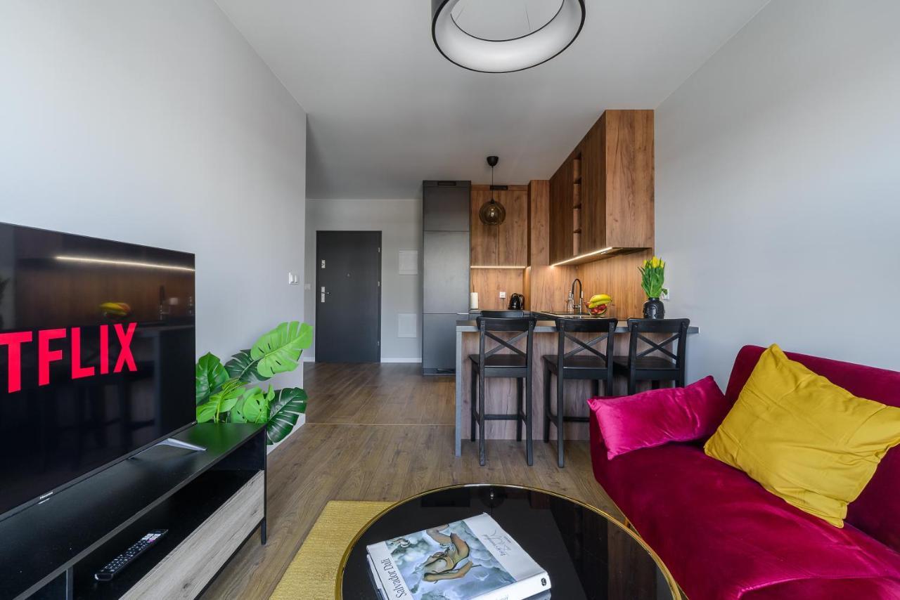 Lumina Premium Apartments With Parking 罗兹 外观 照片
